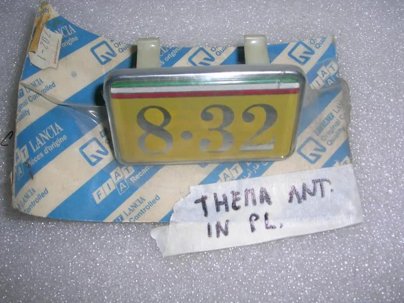 Scritta Ant. Lancia Thema 8.32