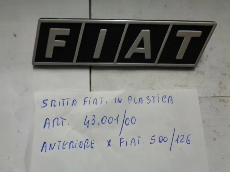 Scritta Anteriore Fiat In Plastica Per Fiat 500 - Fiat 126