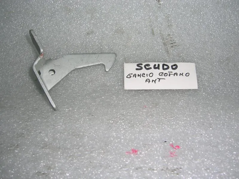 Gancio Cofano Anteriore Fiat Scudo 1995-2006 , Fiat Ulysse 1994 - 2002