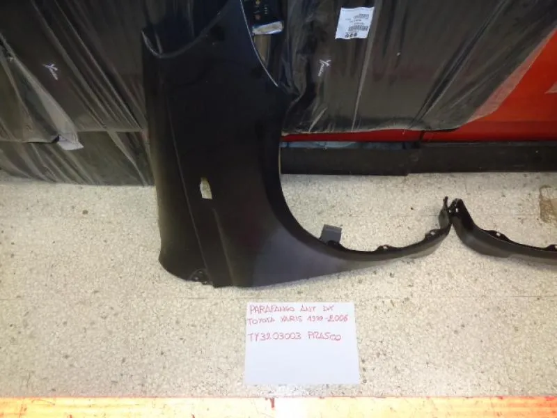 Parafango Anteriore Destro Toyota Yaris 1999-2006