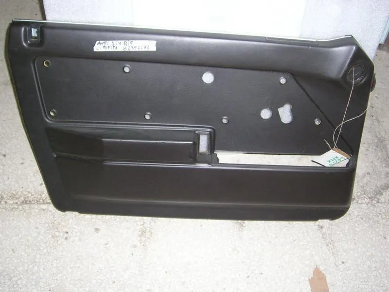 Pannello Porta Ant. Sx Lancia Delta (Con Alzavetro Manuale)