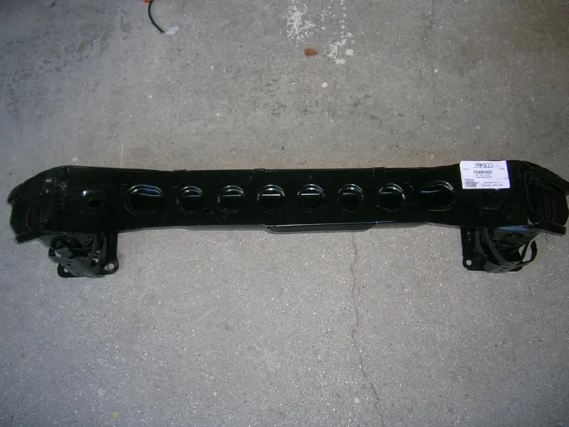 Traversa Paraurti Anteriore Ford Focus 2011-2017, Ford C Max 2010-2015
