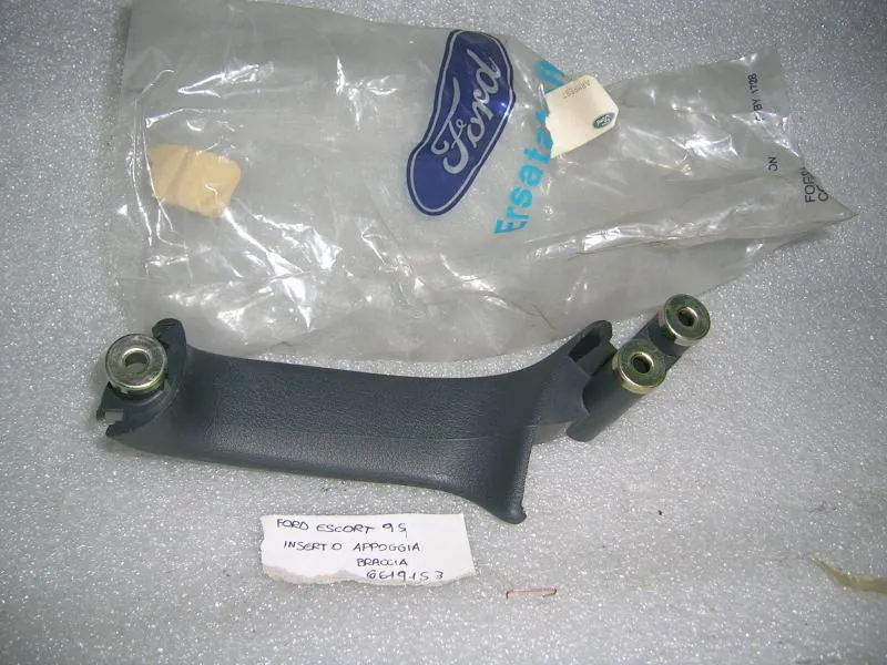 Inserto Appoggia Braccia Ford Escort 95'