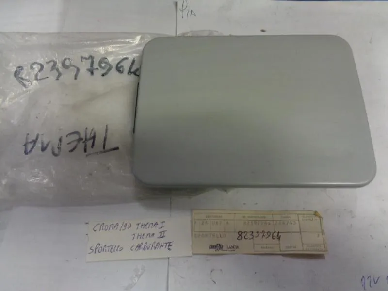 Sportello Carburante Lancia Thema Dal 1984 Al 1994 / Fiat Croma 1990