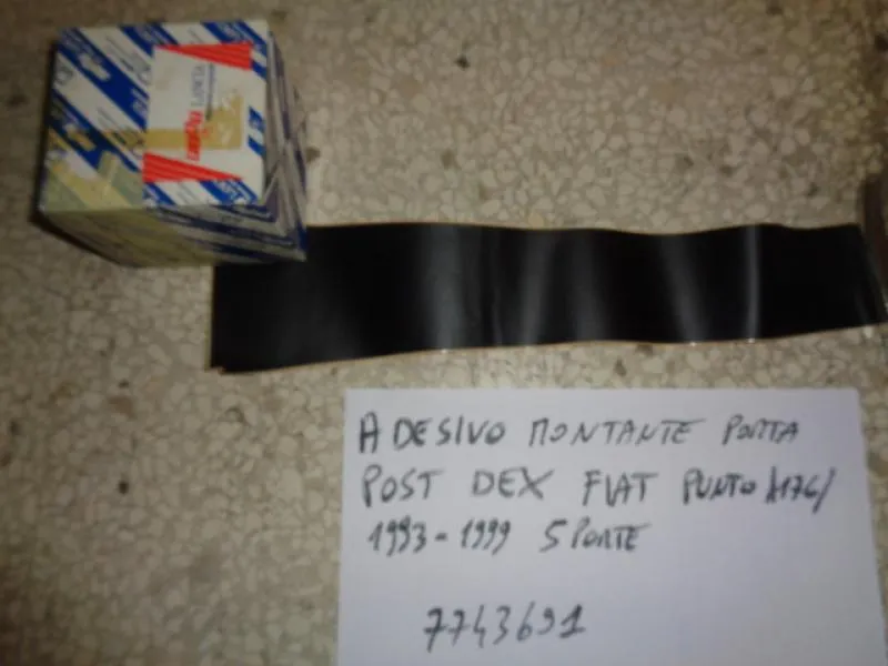 Adesivo Montante Porta Posteriore Destro Fiat Punto 1993-1999 5 Porte
