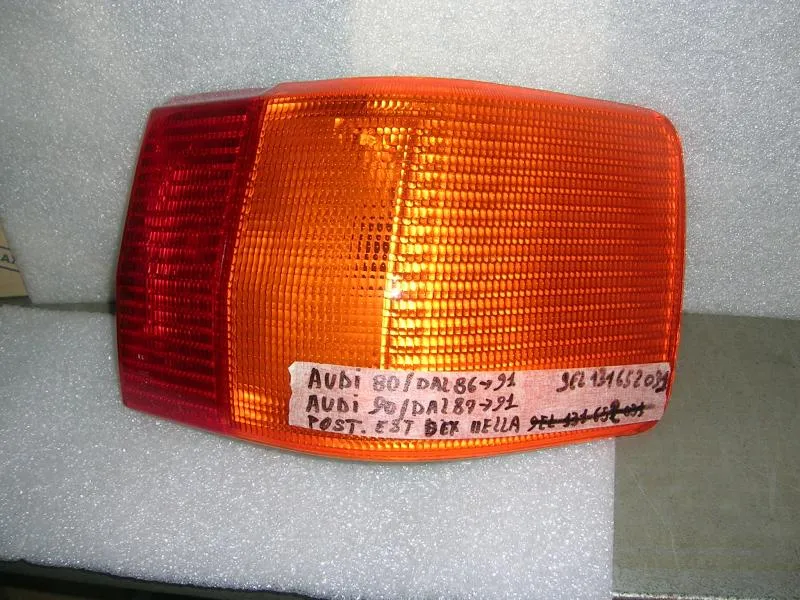 Fanalino Posteriore Esterno Destro Audi 80 1986- 1991 Berlina  Audi 90 1987- 1991