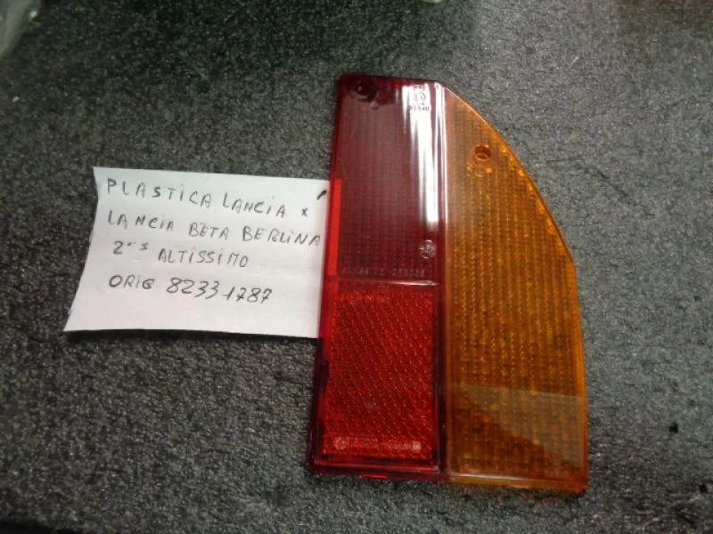 Plastica Fanale Posteriore Sinistro Lancia Beta Berlina 2^Serie 1976-1979