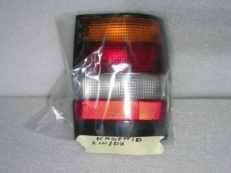 Fanalino Posteriore Destro Opel Kadett D Station Wagon