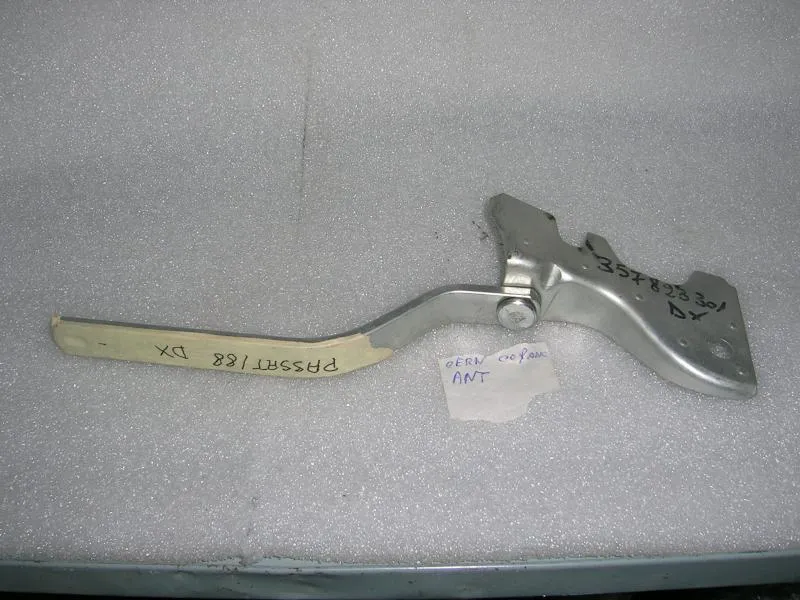 Cerniera Cofano Anteriore Destra Volkswagen Passat 1988-1993