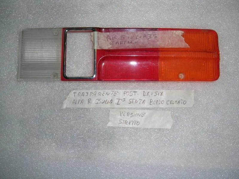 Plastica Fanalino Posteriore Destro =Sinistro Senza Bordo Cromato  Alfa Romeo Giulia