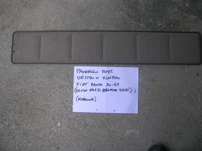 Pannello Posteriore Destro = Sinistro Fiat Panda 30\45 (Marrone)  (Senza Predisposizione Cintura Di Sicurezza)