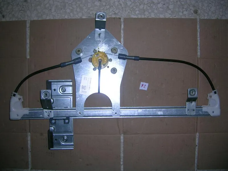 Meccansimo Alzavetro Posteriore Sinistro Opel Meriva 2010