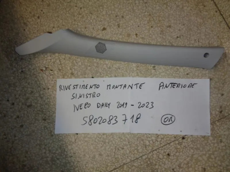 Rivestimento Montante Anteriore Sinistro Interno Iveco Daily 2019-2023