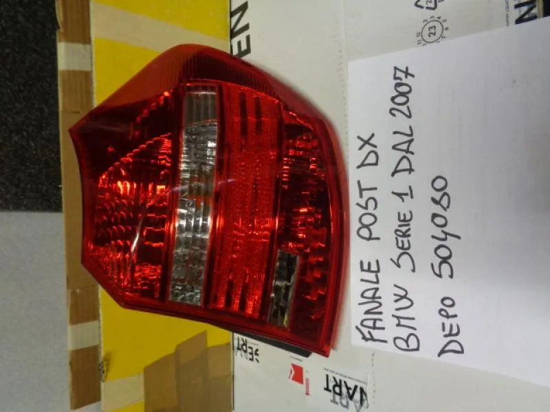 Fanale Posteriore Destro Bianco / Rosso Bmw Serie 1 E87 N 2007 -2011