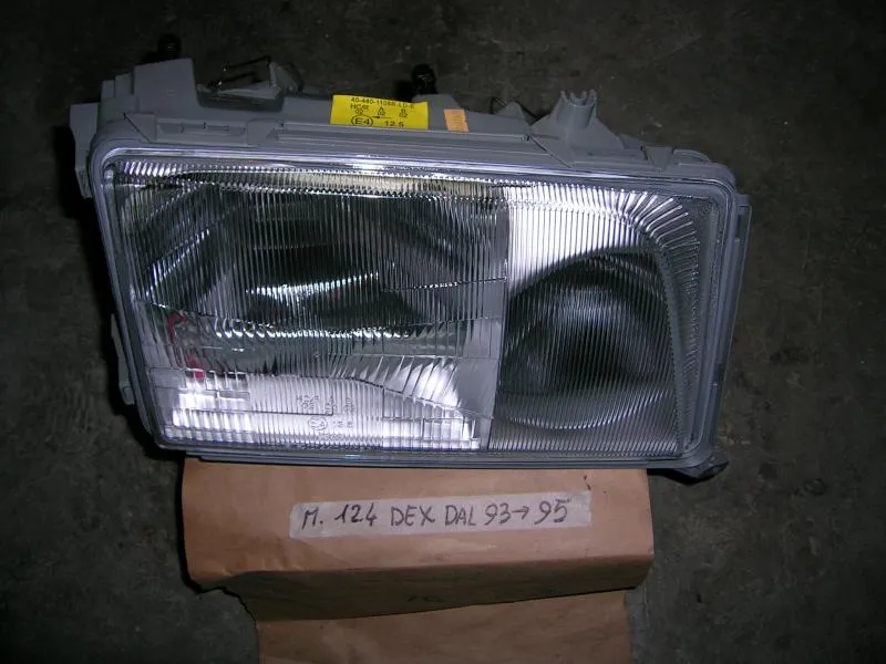 Proiettore Dx Mercedes serie 124 '93