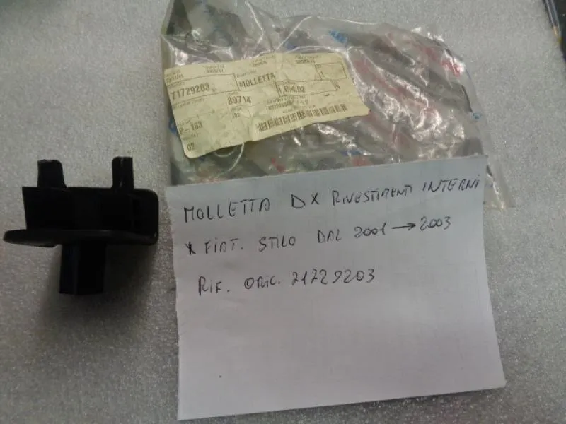 Molletta Destra Per Rivestmenti Interni Fiat Stilo 2001-2003