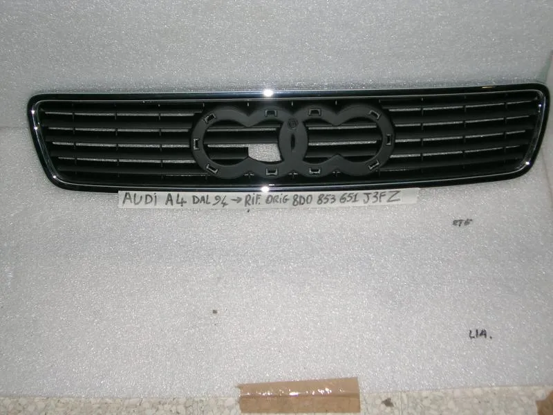 Griglia Ant. Audi A4 '94