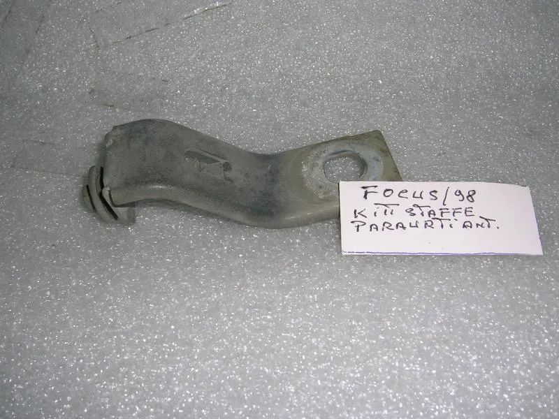 Kit Staffe Paraurti Ford Focus 98'