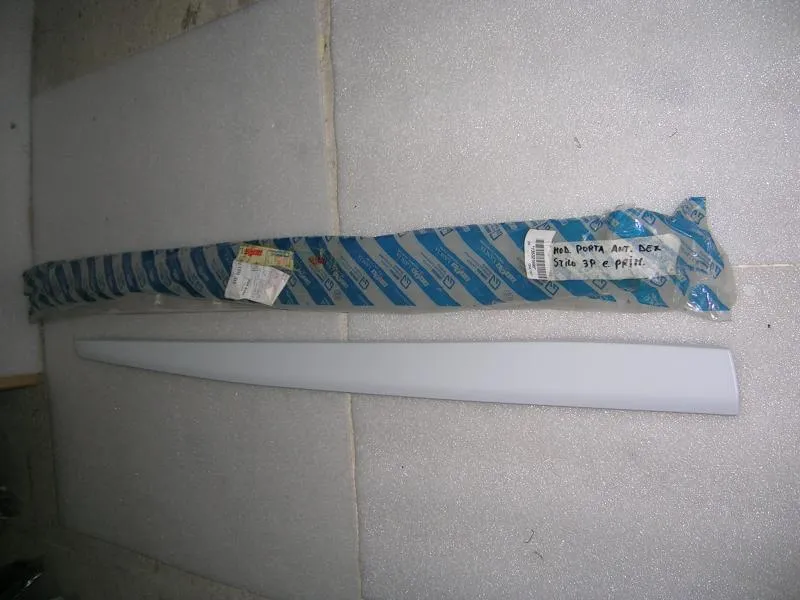 Modanatura Porta Ant. Dx con Primer Fiat Stilo 3P