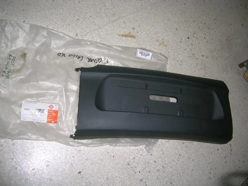 Paraurti Posteriore Centrale Nero Ford Ka 1996-2002