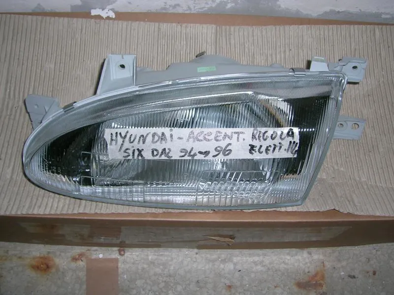 Proiettore Sinistro Regolazione Elettrica Hyundai Accent 4/5 Porte 1994-1996