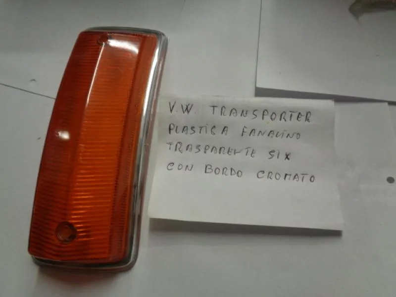 Plastica Fanalino Anteriore Sinistro Arancio Con Bordo Cromato Volkswagen Transporter T2