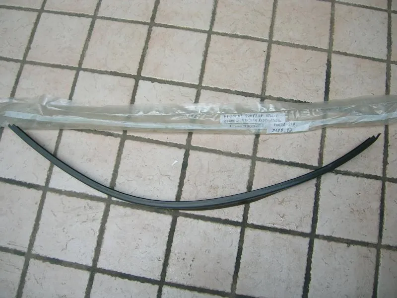 Raschiavetro Aneriore Esterno Sinistro Peugeot 206 Cabrio 2000-2007