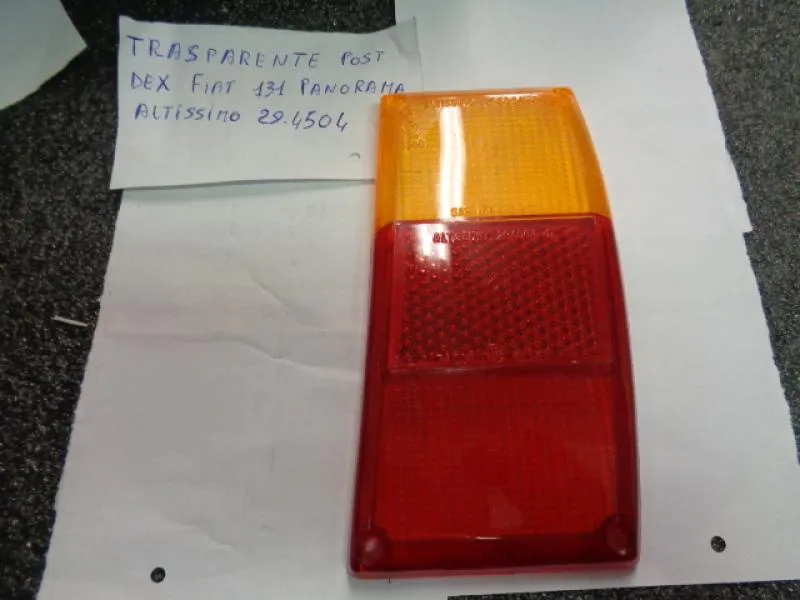 Plastica Fanalino Posteriore Destro Fiat 131 Familiare/ Panorama
