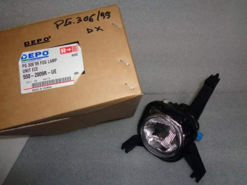 Fendinebbia Destro Peugeot 306 Dal 1999