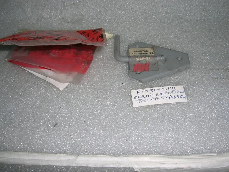 Cerniera Inferiore Portello Posteriore  Sinistro Fiat Fiorino Pick Up