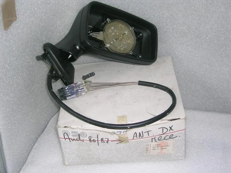 Specchietto Retrovisore Dx Meccanico  Audi 80'87