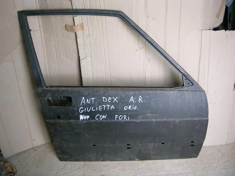 Porta Anteriore  Destra Alfaromeo  Giulietta (Con Fori Modanatura)