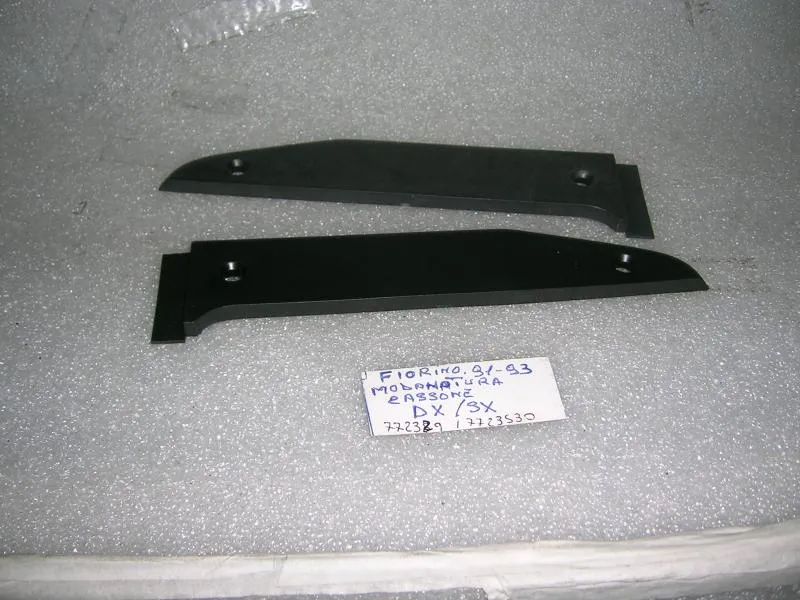 Modanatura Sinistra E Destra Cassone Posteriore Fiat Fiorino Pick Up 1991 -1993