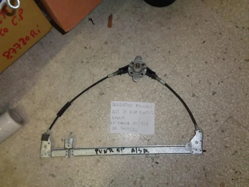 Alzavetro Manuale Anteriore Sinistro Fiat Punto 1994-1999 5 Porte