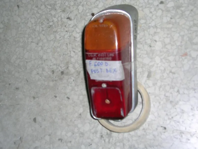 Fanalino Post. Dx Fiat 600 D
