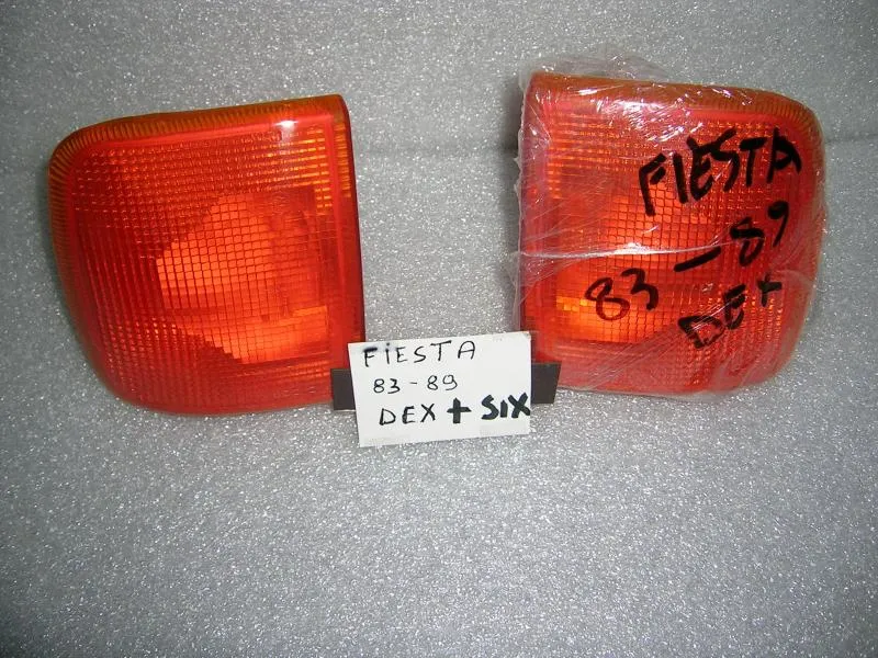 Fanalino Anteriore Destro e Sinistro Ford Fiesta Mk1 1983-1989