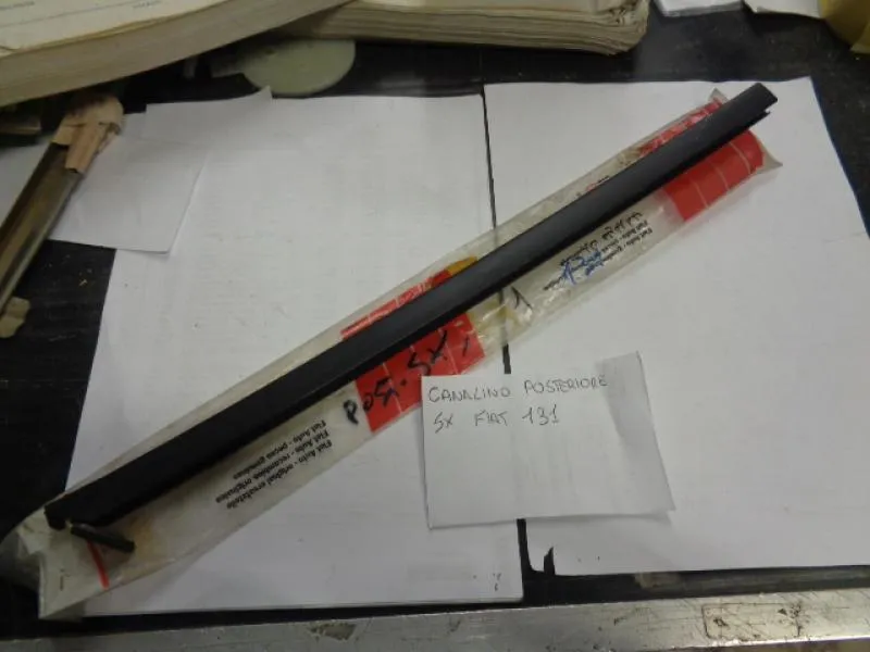 Canalina Posteriore Sinistro Per Fiat 131