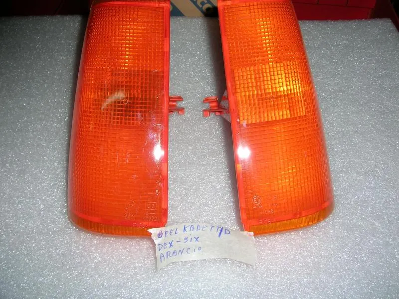 Fanalino Anteriore Destro e Sinistro Arancio Opel Kadett D
