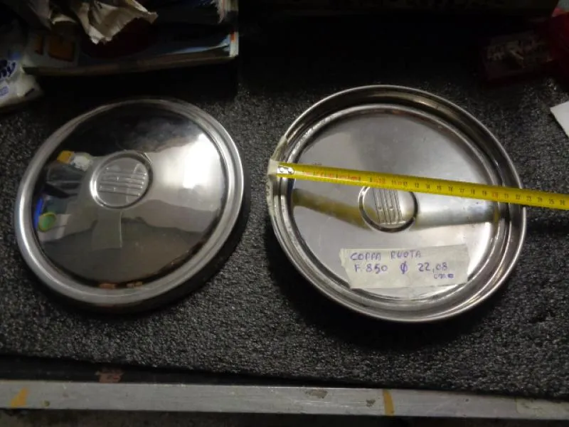 Coppa Ruota Cromata Fiat 850 (Diametro 22,08)