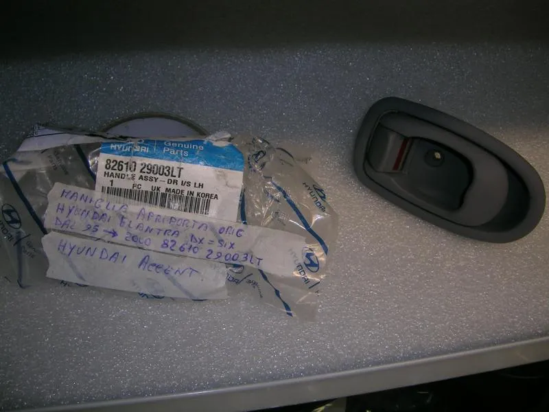Maniglia Apriporta Interna Destra= Sinistra Hyundai Accent 1995-2000