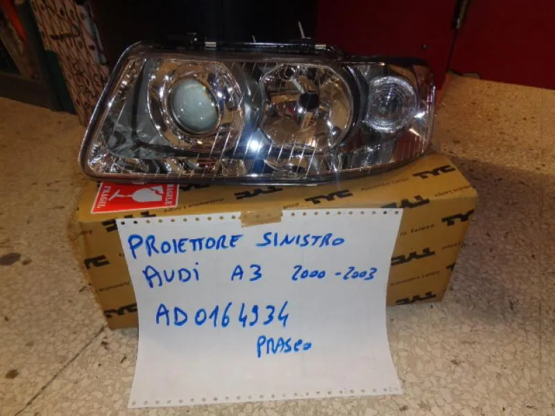 Proiettore Sinistro Audi A3  2000-2003