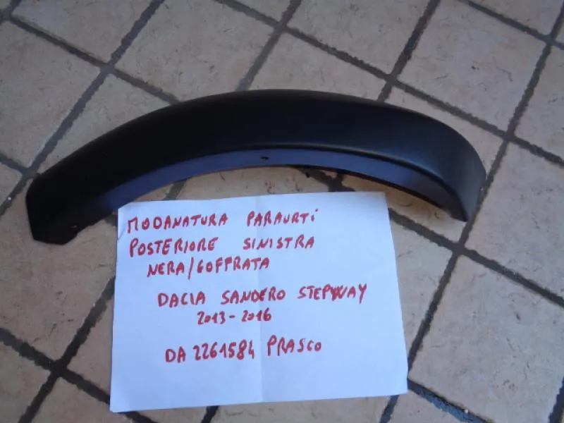 Modanatura Paraurti Posteriore Sinistra Nera Goffrata Dacia Sandero Stepway 2013 -2016