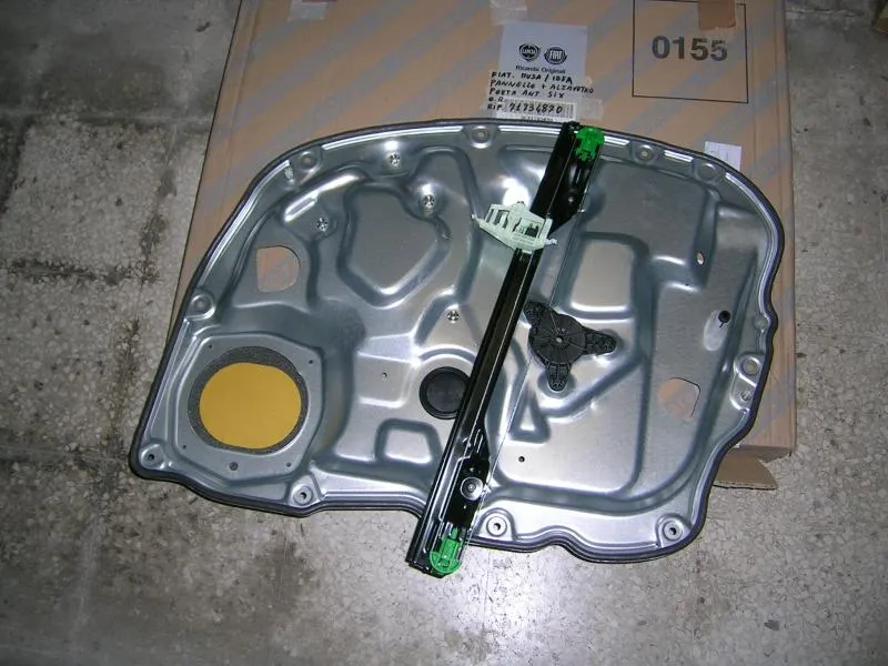 Pannello con Alzavetro Anteriore Sinistro Fiat Idea-Lancia Musa