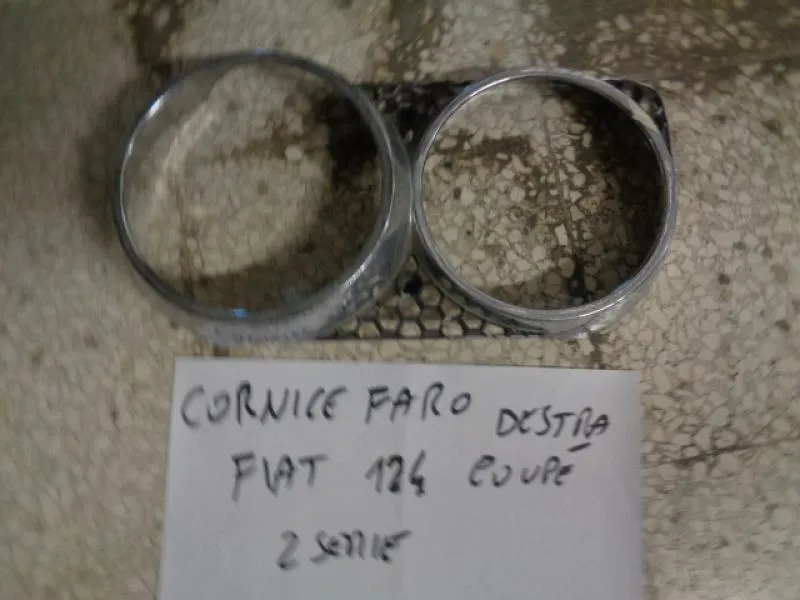 Cornice Faro Destra Fiat 124 Coupè 2^Serie