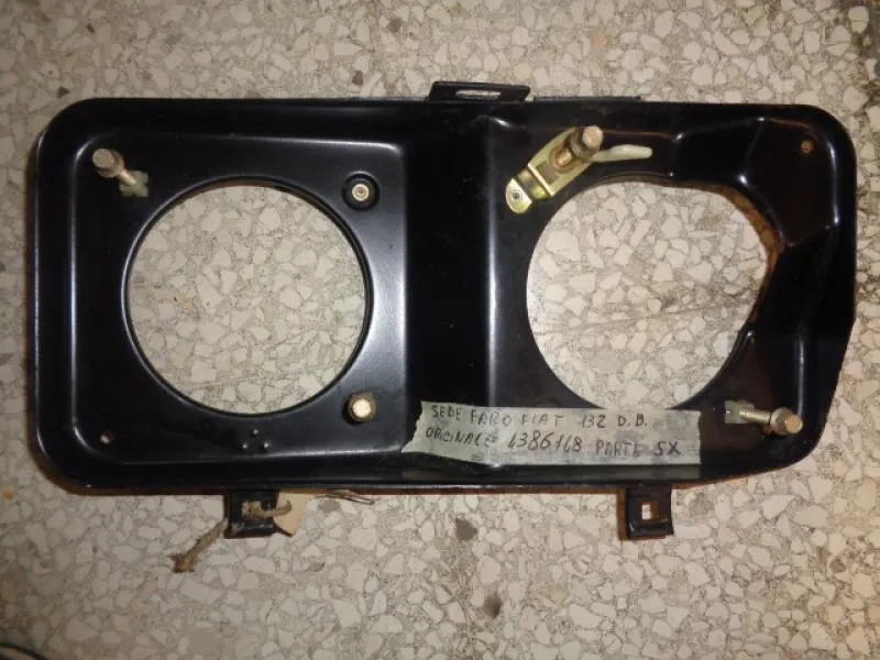 Sede Faro Sinistra Fiat 132