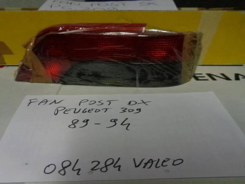 Fanale Posteriore Destro Peugeot 309