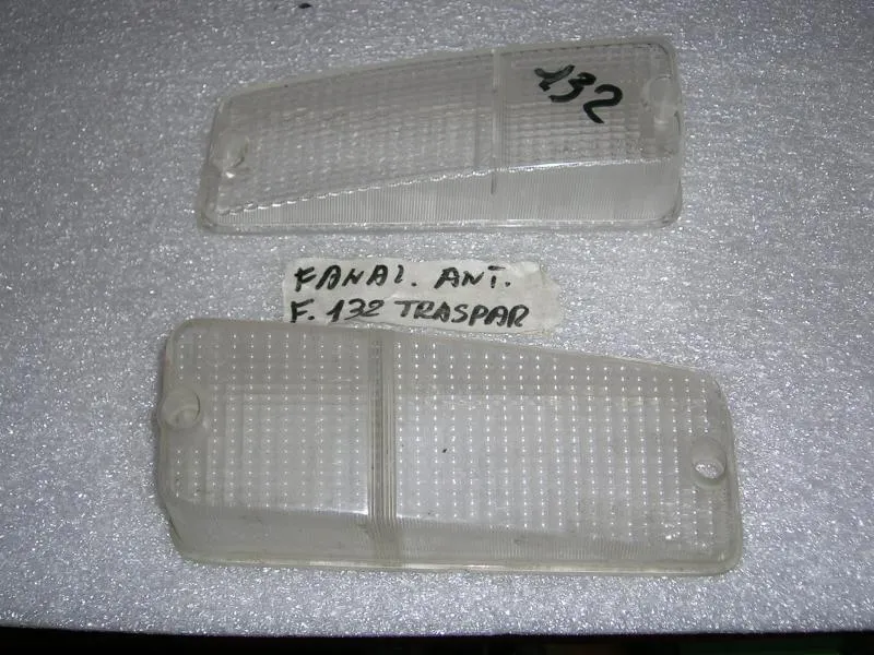 Fanalino Ant Sx. e Dx. Fiat 132