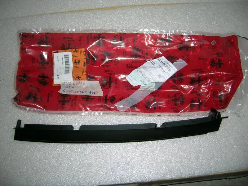 Griglia Paraurti Anteriore Sinistra Alfa Romeo Gtv 1995-2005,Alfa Spider 1995-2006