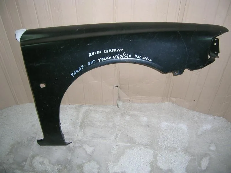 Parafango Anteriore Destro Volvo V40/S40'96