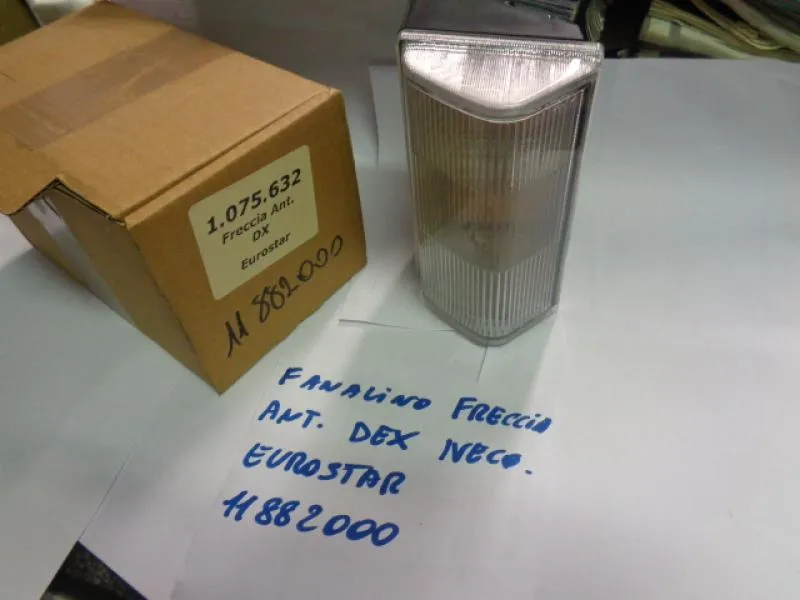 Fanalino Freccia Anteriore Destro Iveco Eurostar